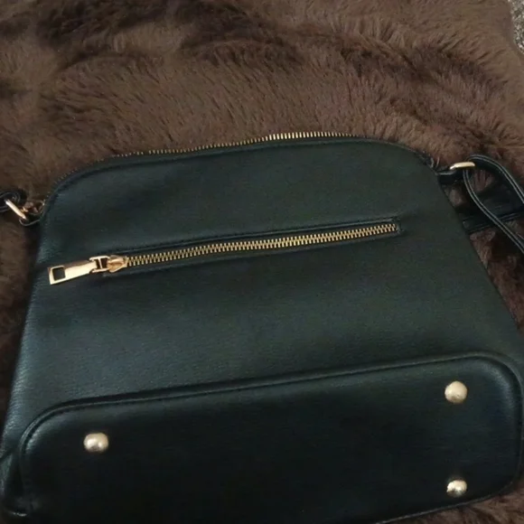 Elegant Black Quilted Crossbody Bag Deer Print Interior Like New Gold Accents - Picture 2 of 3